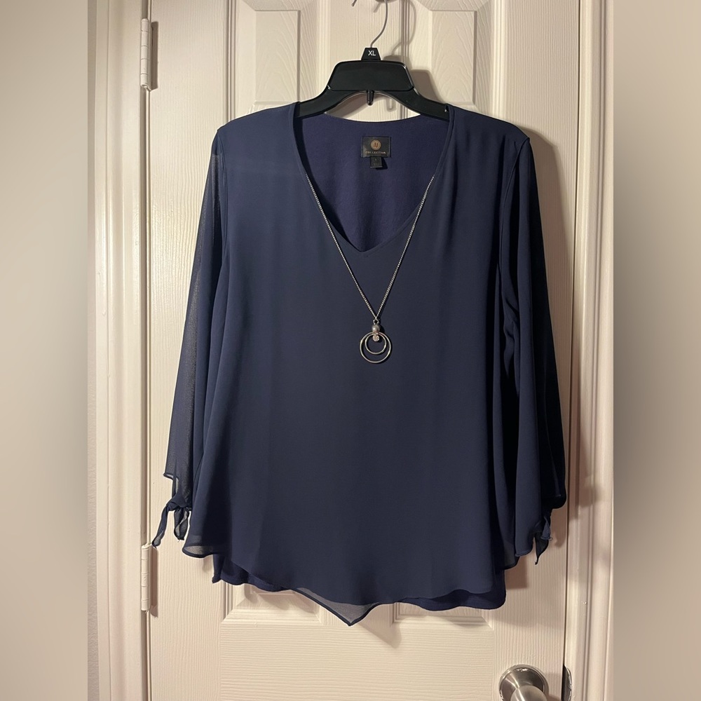 Navy Blue Long Sleeved Blouse w/Necklace